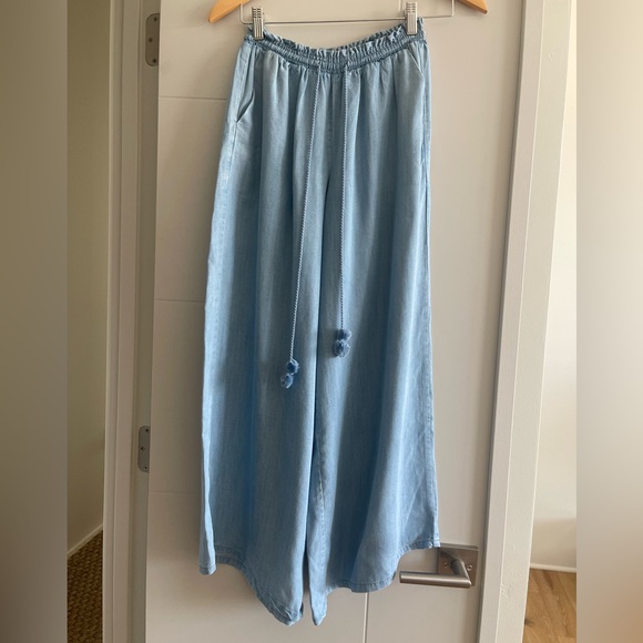 Matilda Jane Pants - NWT Matilda Jane Over & Over Cropped Chambray Drawstring Wide Leg Pants Size S